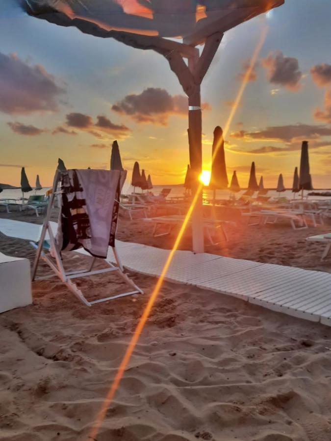 Lianna Beach Resort Marina Di Montenero Esterno foto